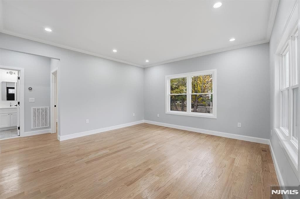 20 Barnsdale Rd - Image 6