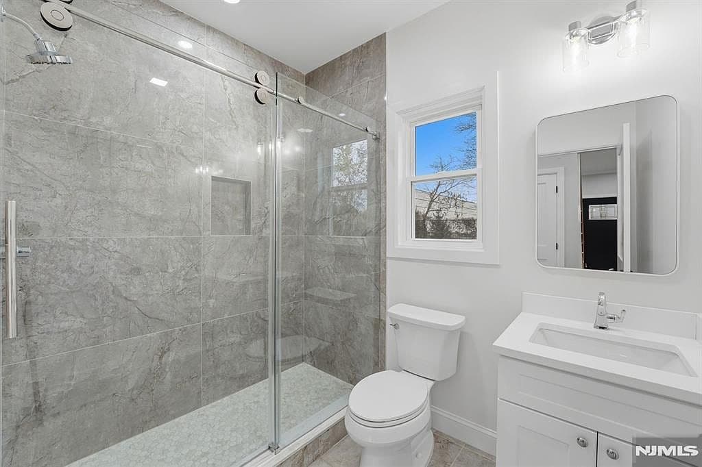 20 Barnsdale Rd - Image 15