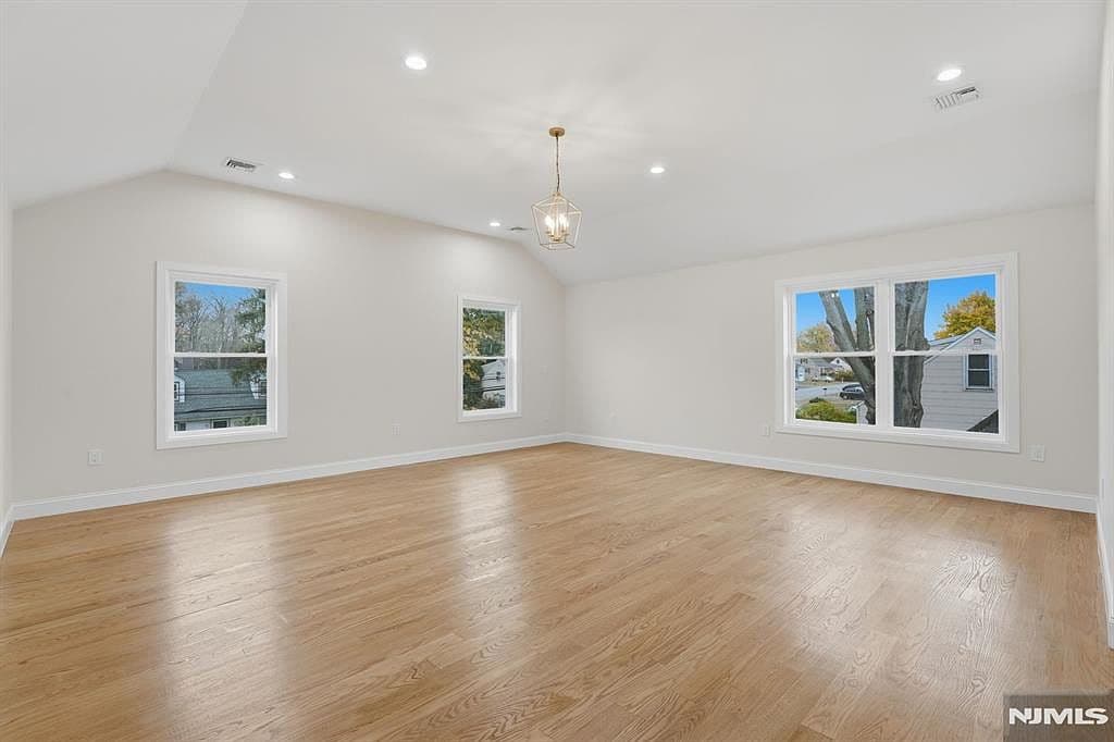 20 Barnsdale Rd - Image 19