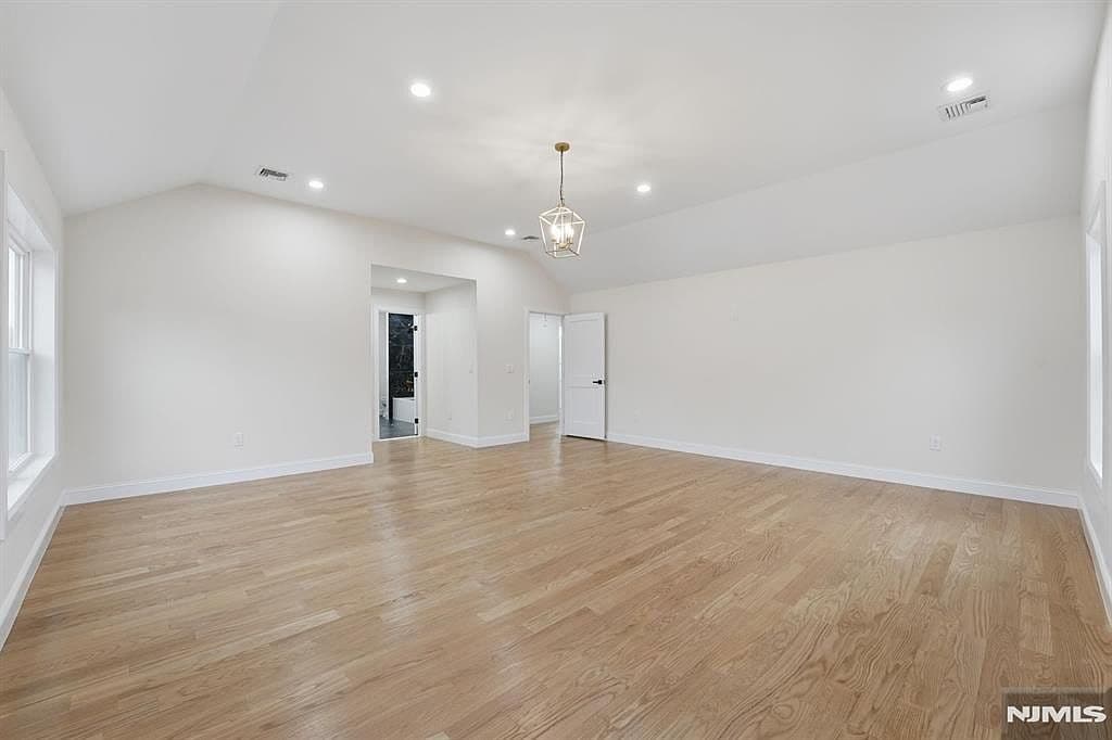 20 Barnsdale Rd - Image 20