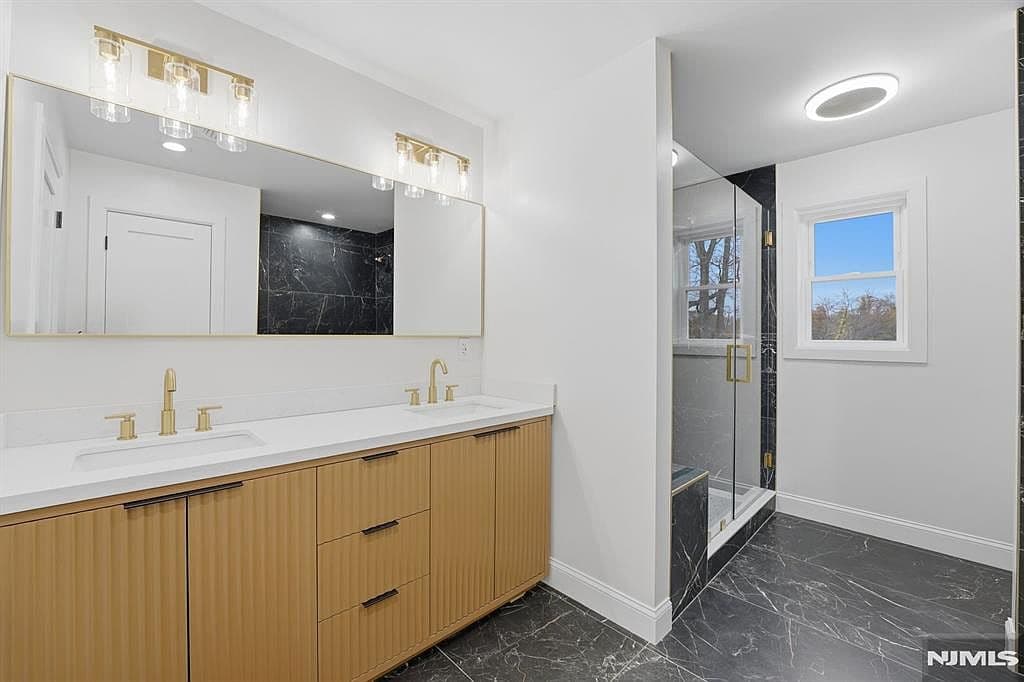 20 Barnsdale Rd - Image 22