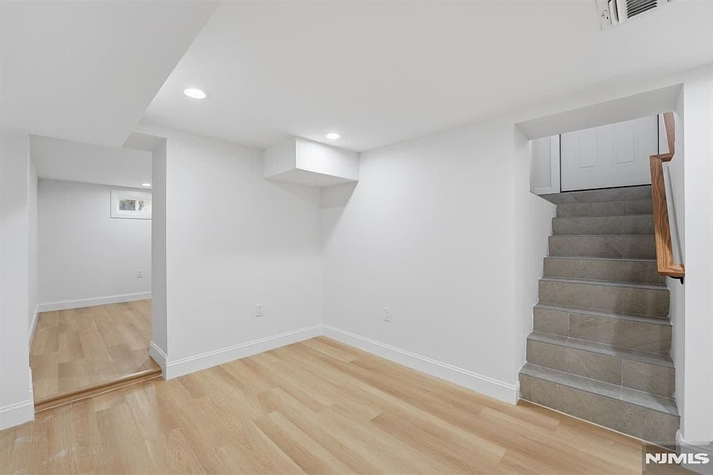 20 Barnsdale Rd - Image 30