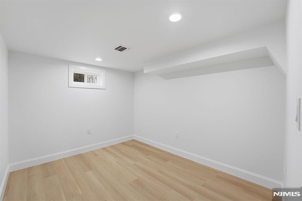 20 Barnsdale Rd - Image 31