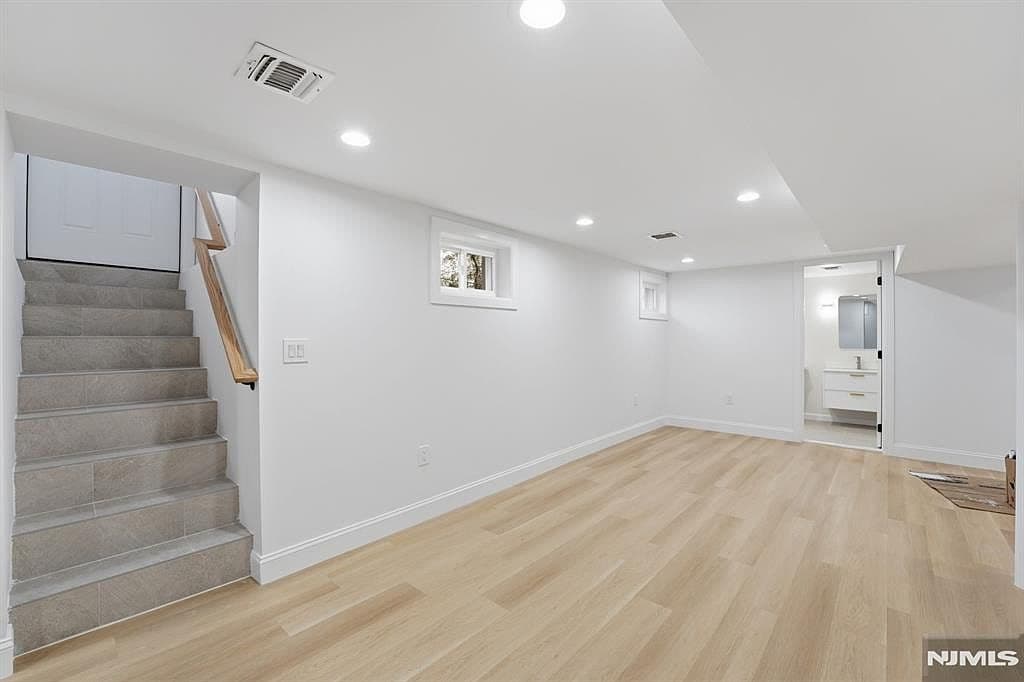 20 Barnsdale Rd - Image 33